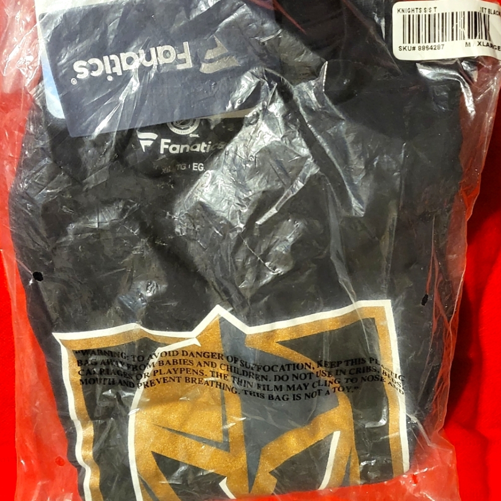 Las Vegas Golden Knights XL Tshirt